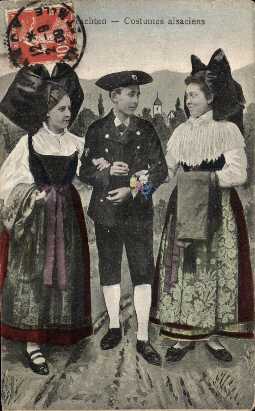 CPA Costumes alsaciens Folklore Costume