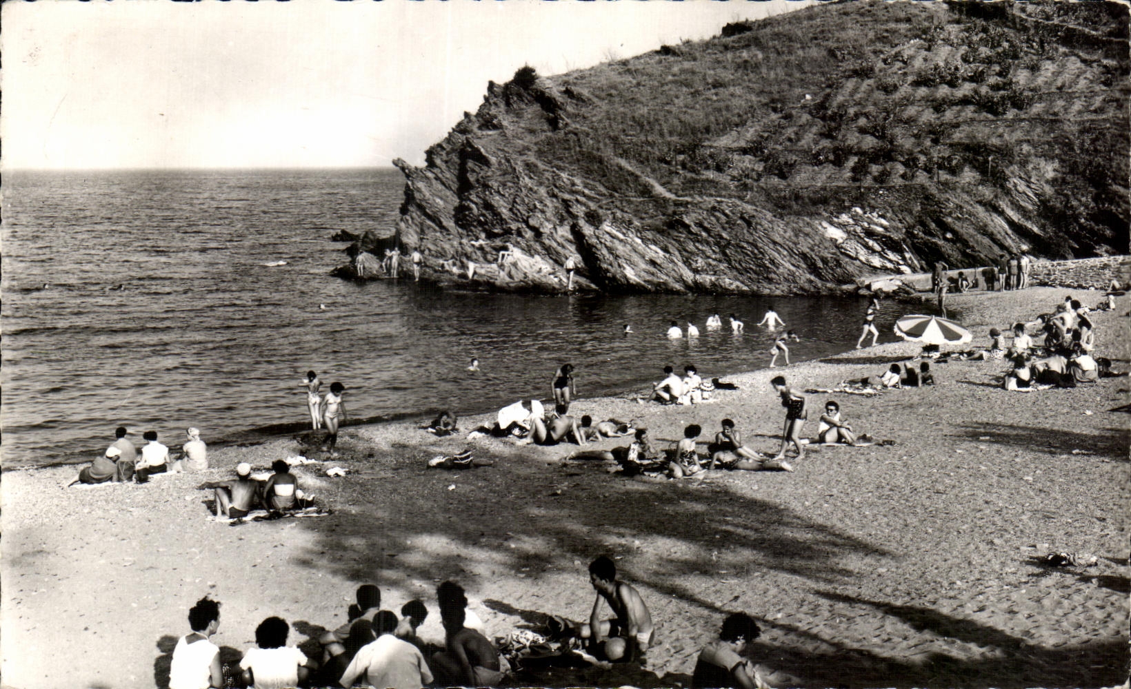 CPA Banyuls Sur Mer un coin de la Plage