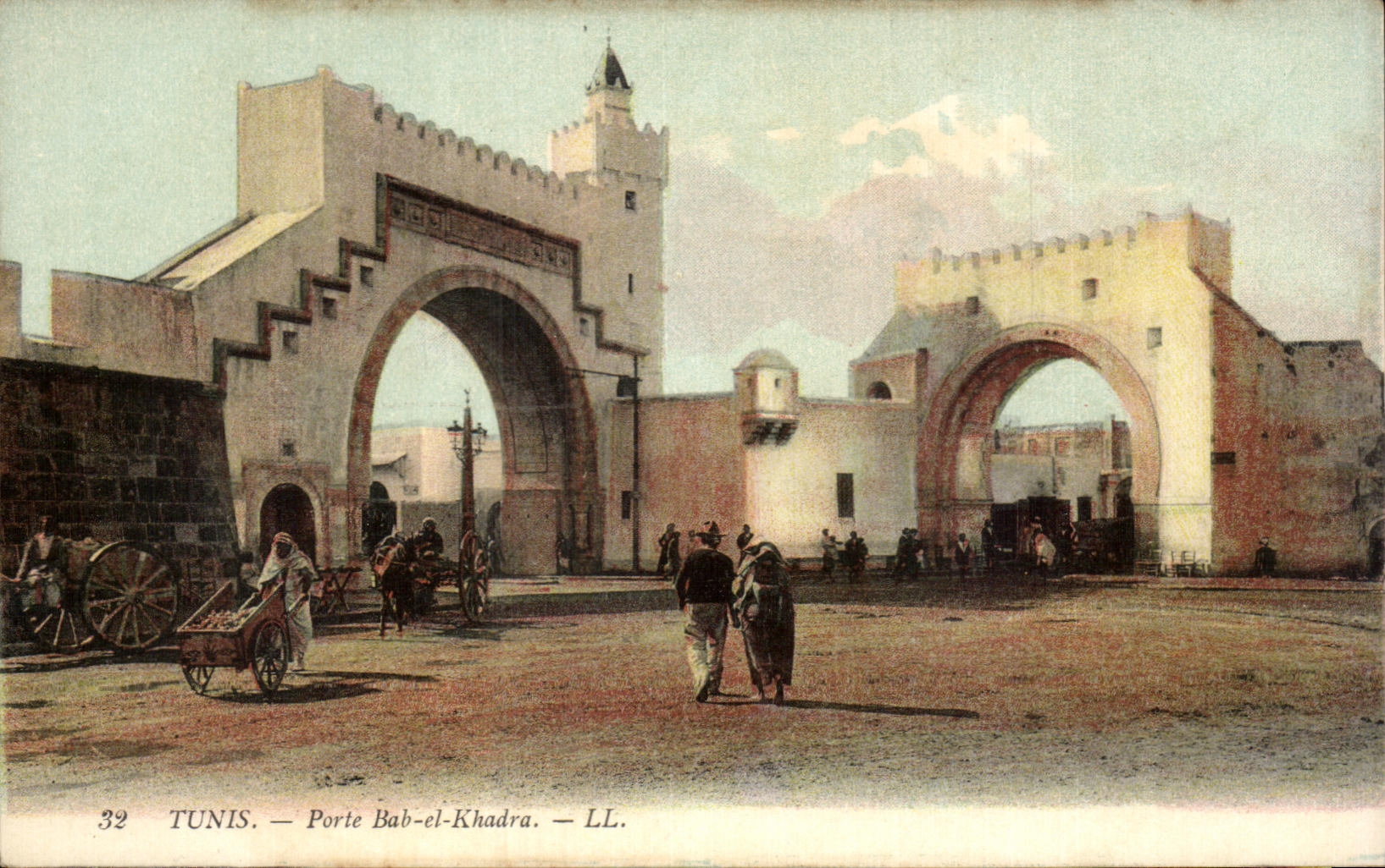 CPA Tunisie Tunis Porte Bab el Khadra