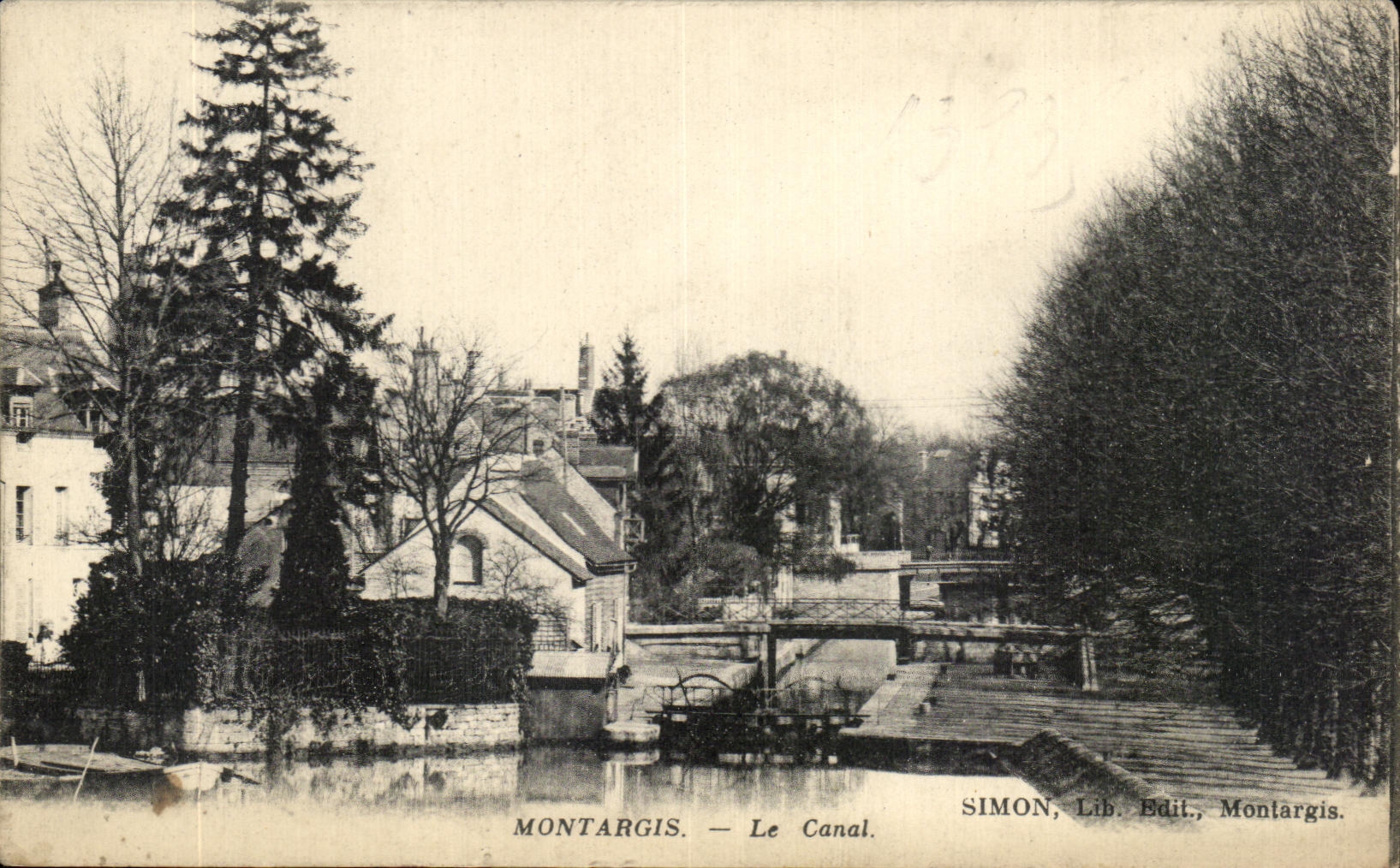 CPA Montargis Le Canal