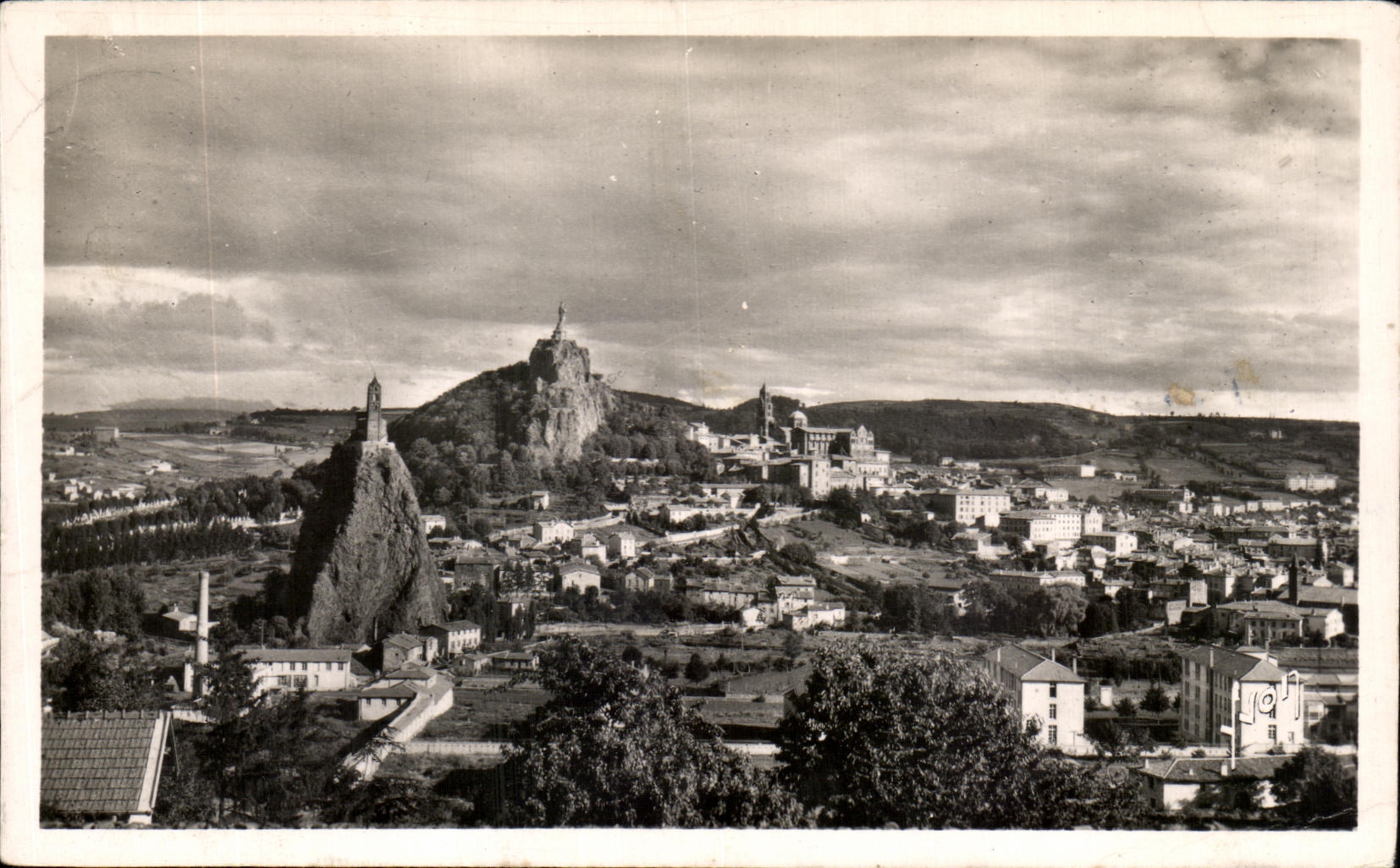 CPA Le Puy (Hte Loire) La Ville Vue de la Cote de l Ermitage