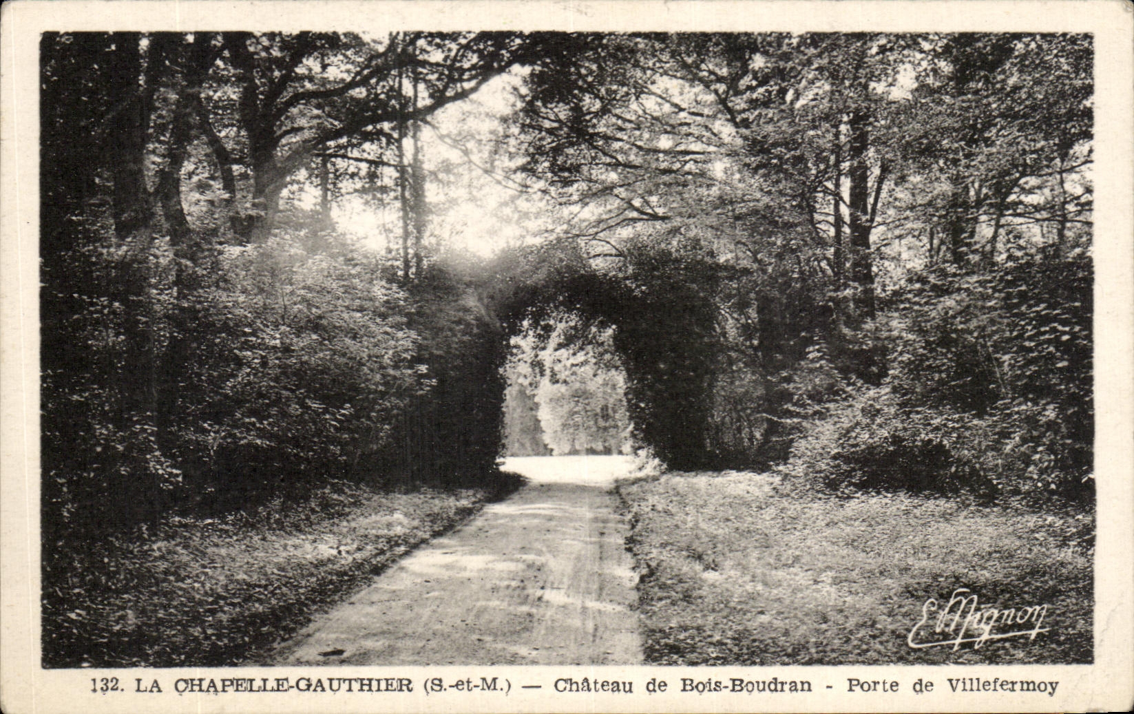 La Chapelle-Gauthier (S.-et-M.) — Château de Bois-Boudran — Porte de Villefermoy — E. Mignon