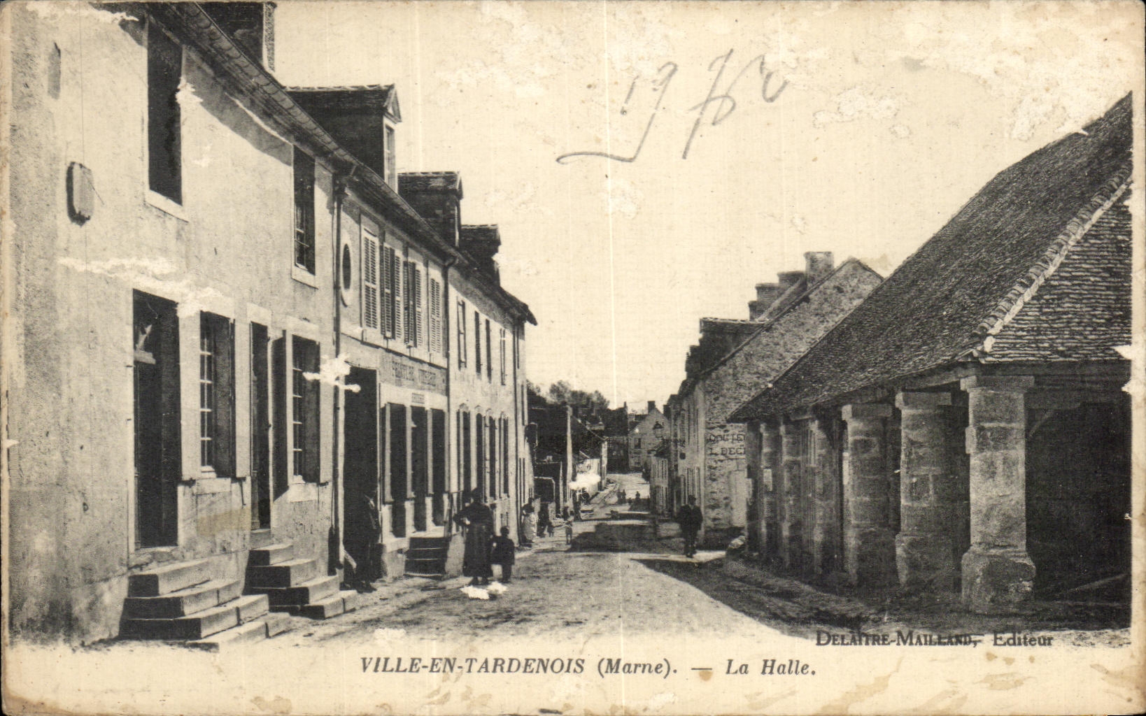 CPA Ville En Tardenois (Marne) La Halle