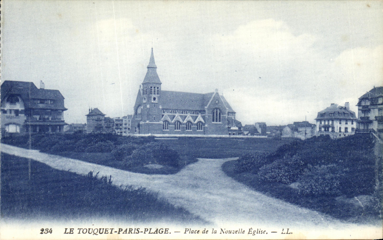CPA Le Touquet Paris Plage Place De La Nouvelle Eglise