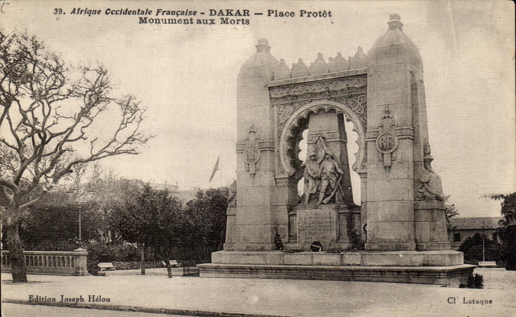 CPA Afrique Occidentale Francaise Dakar Place Protet Monument aux Morts Senegal Militaria