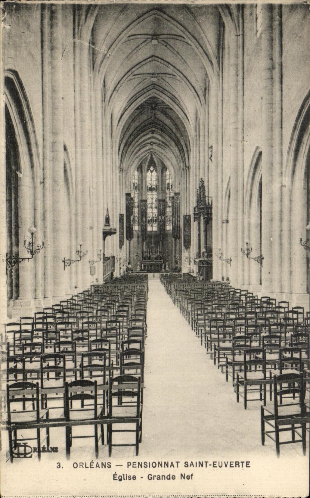 CPA Orleans Pensionnat Saint Euverte Eglise Grade Nef