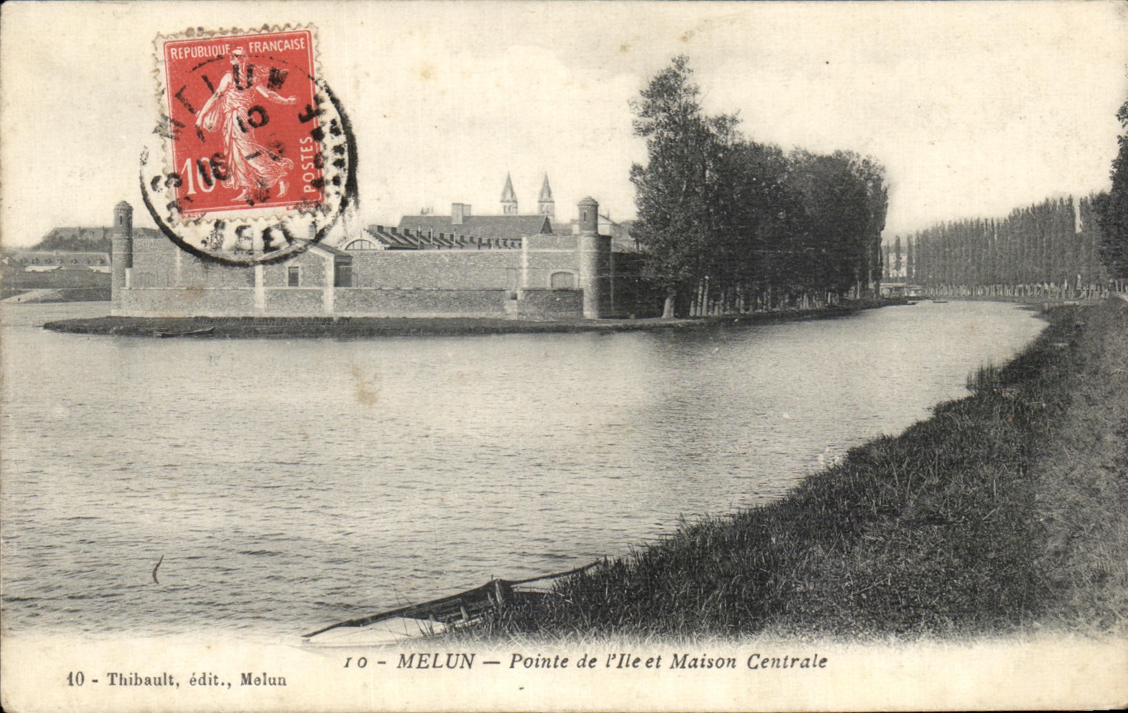 CPA Melun Pointe de l lle et Maison Centrale