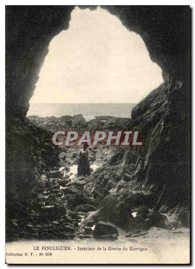CPA Le Pouliguen Interieur de la Grotte du Korrigan