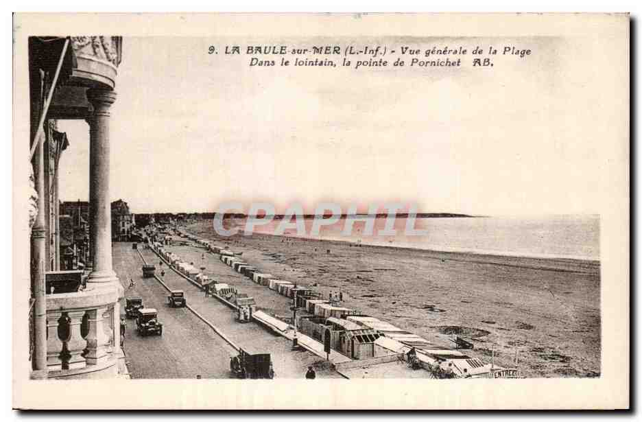 CPA La Baule sur Mer Vue generale de la Plage Dans le lointain la pointe de Pornichet