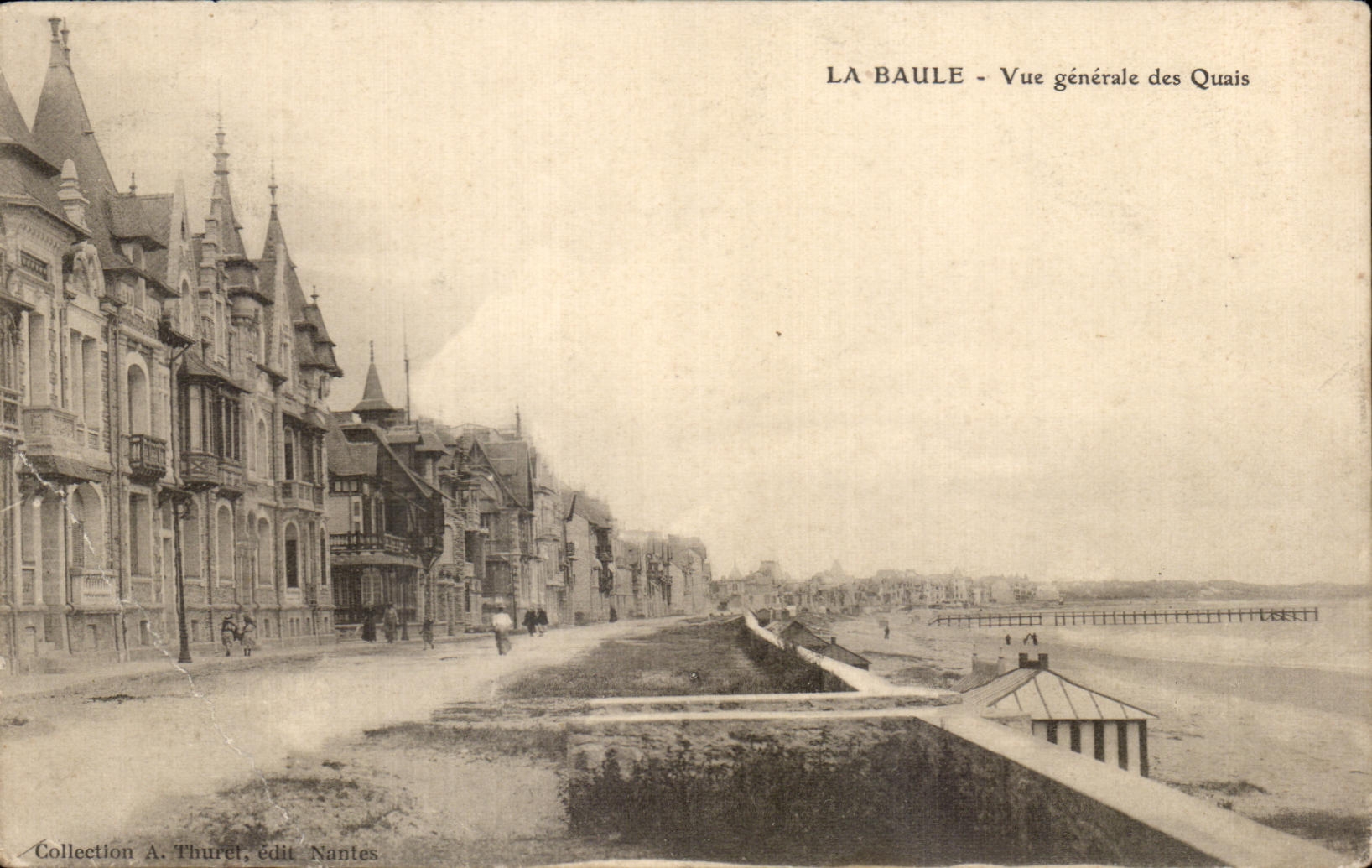 CPA La Baule Vue generale des Quais