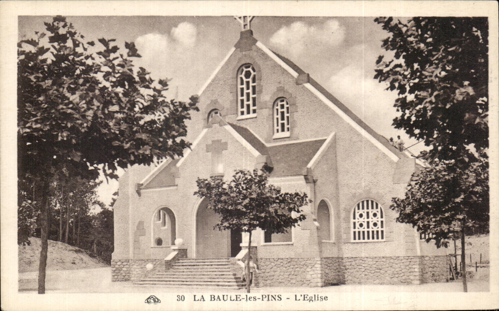 CPA La Baule les Pins L Eglise