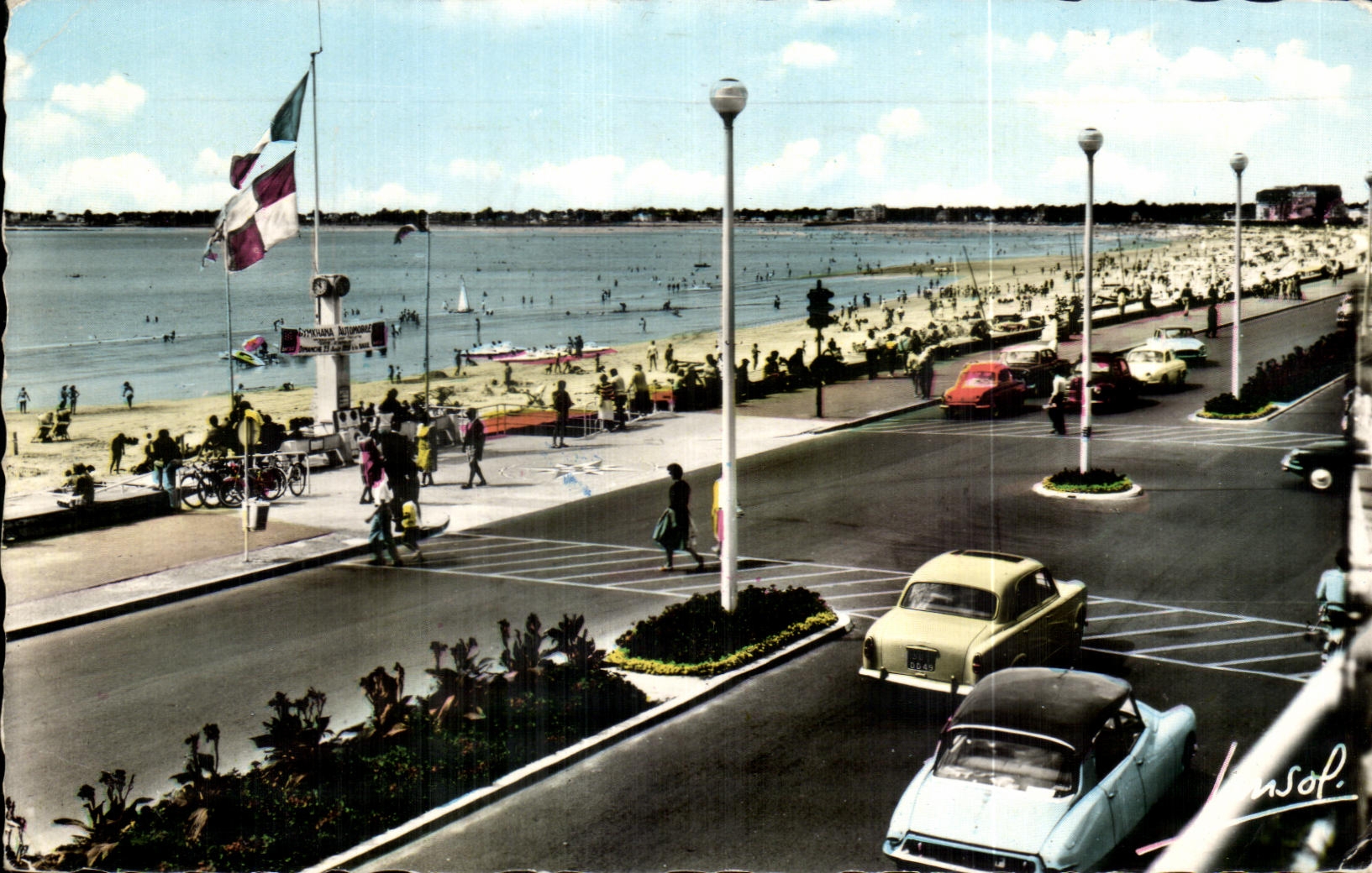 CPA La Baule La Plage et le nouveau Boulevard