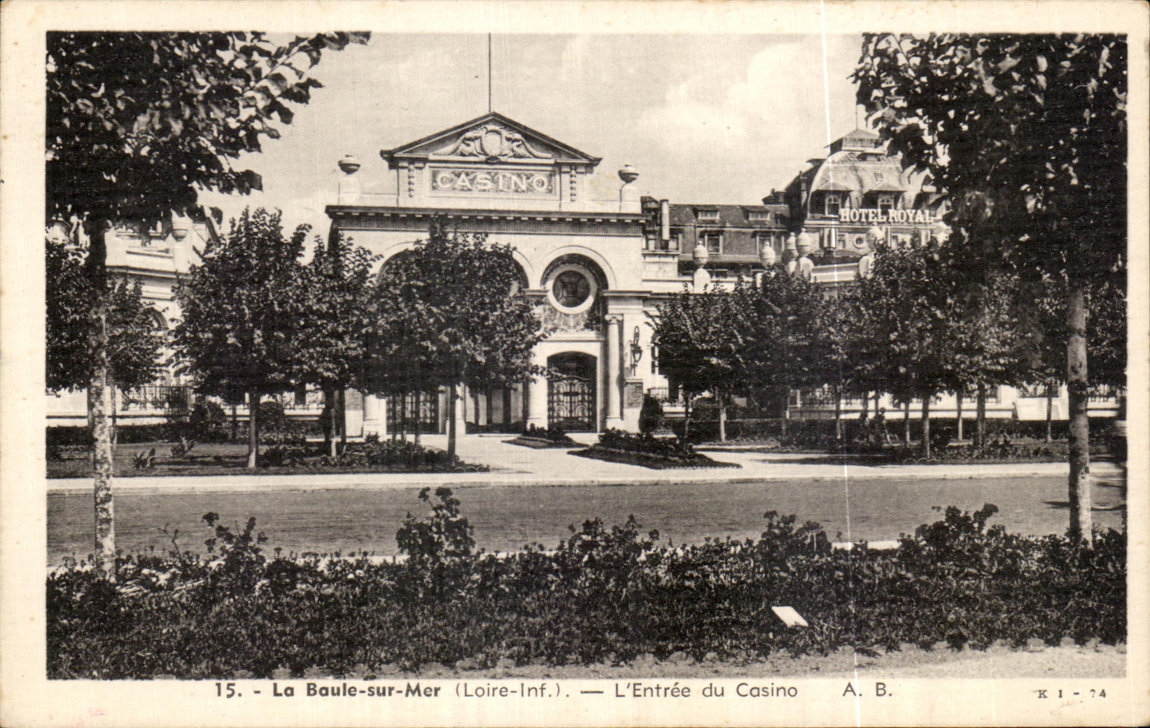 CPA La Baule sur Mer L Entree de Casino