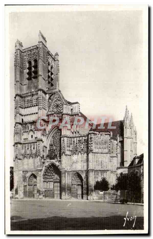 Auxerre (Yonne) — La Cathédrale Saint-Étienne — Éditions d'Art 'Yvon', Paris