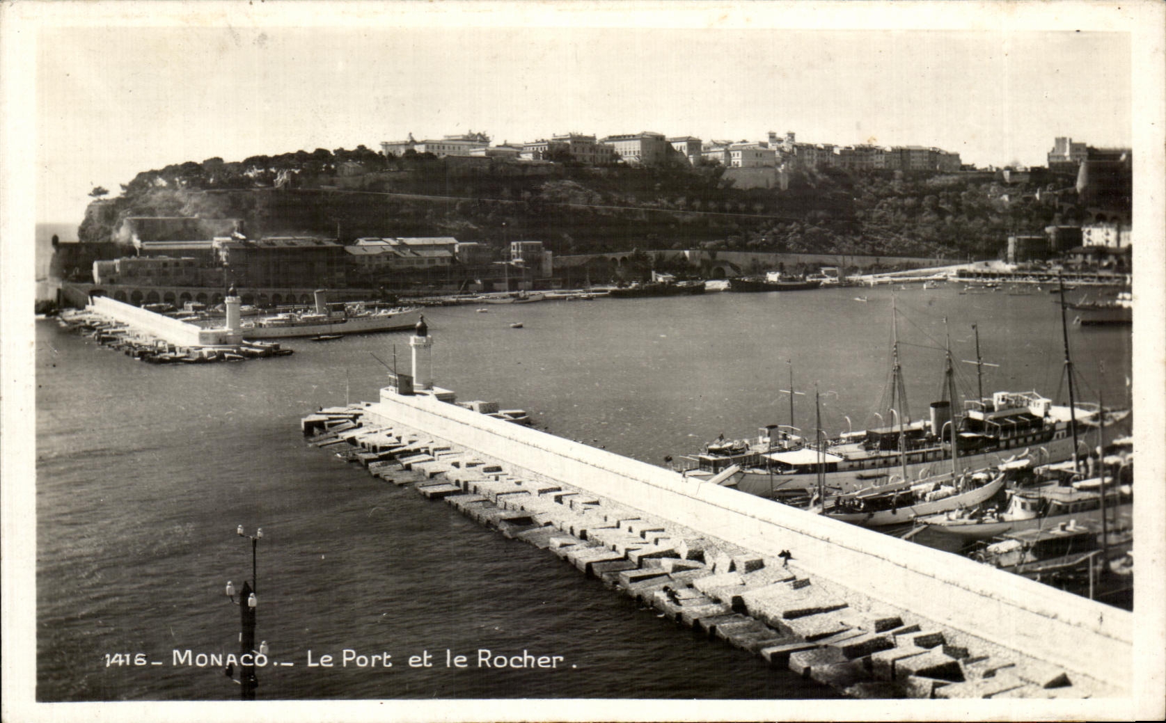 CPA MOnaco La Port et le Rocher