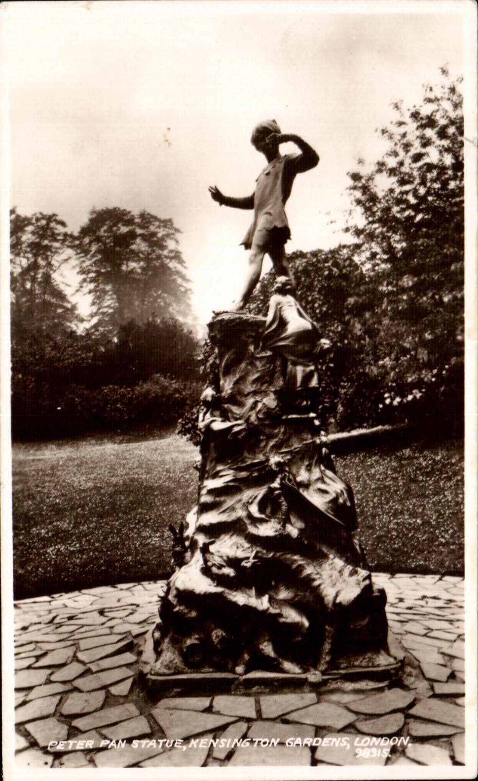 CPA Peter Pan Statue Kensington Gardens London