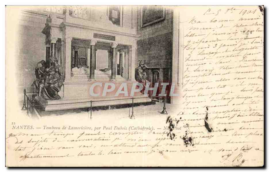 CPA nantes Tombeau de Lamoriciere par Paul Dubois
