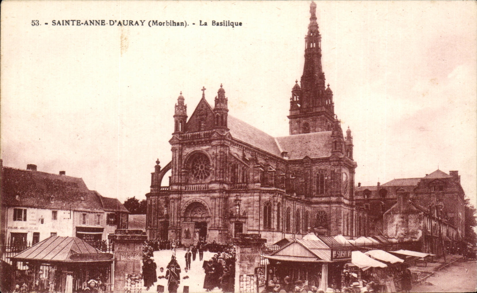 CPA Sainte Anne D Auray La Basilique Le marche 