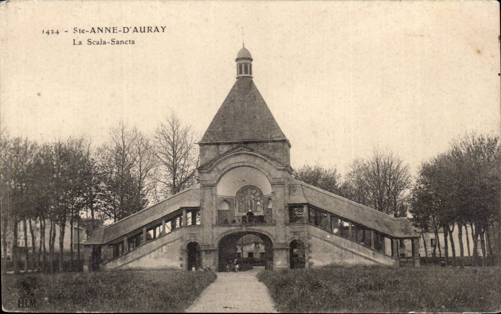 CPA Ste Anne D Auray La Scala Sancta