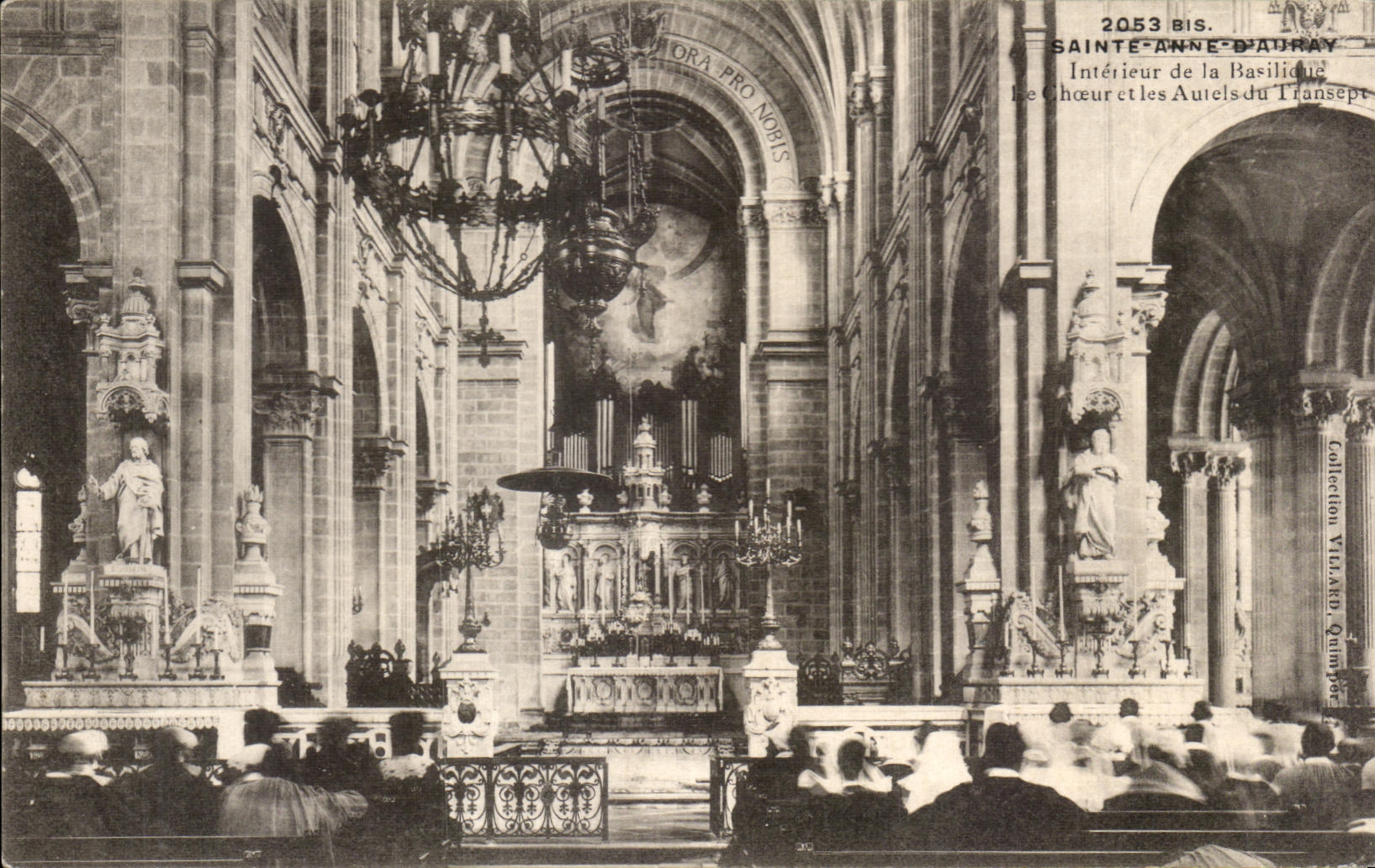 CPA Sainte Anne D Auray Intarieur de la Basilique Orgue