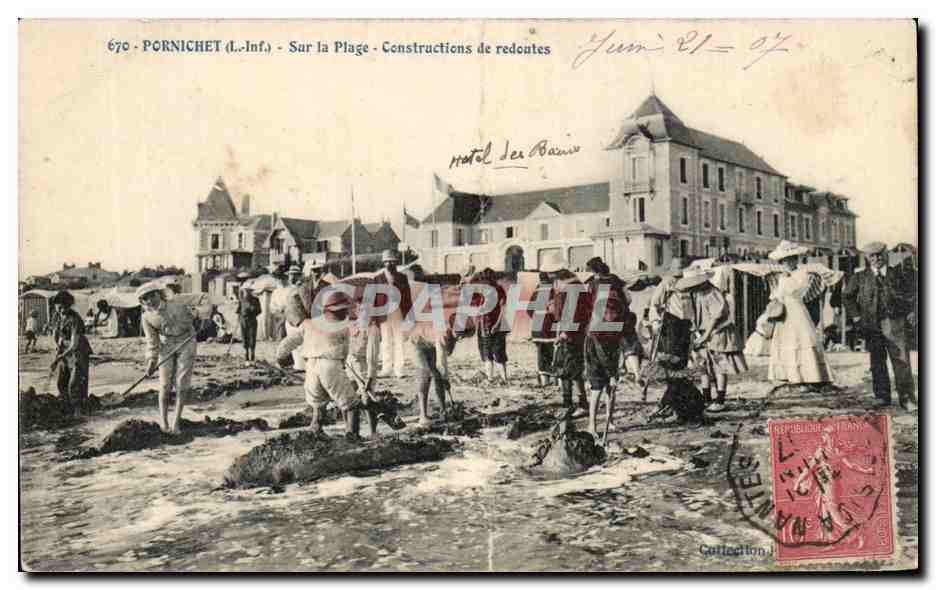 CPA Pornichet Sur la Plage Constructions de redontes Enfants