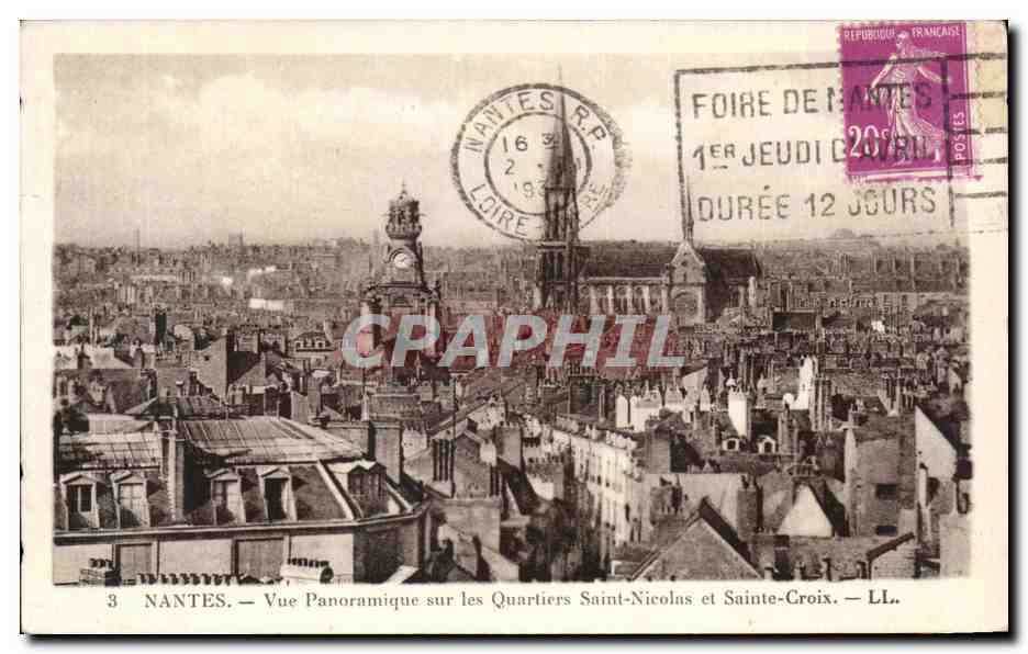 CPA Nantes Vue Panoramique sur les Quatiers Saint Nicolas et Saint Croix