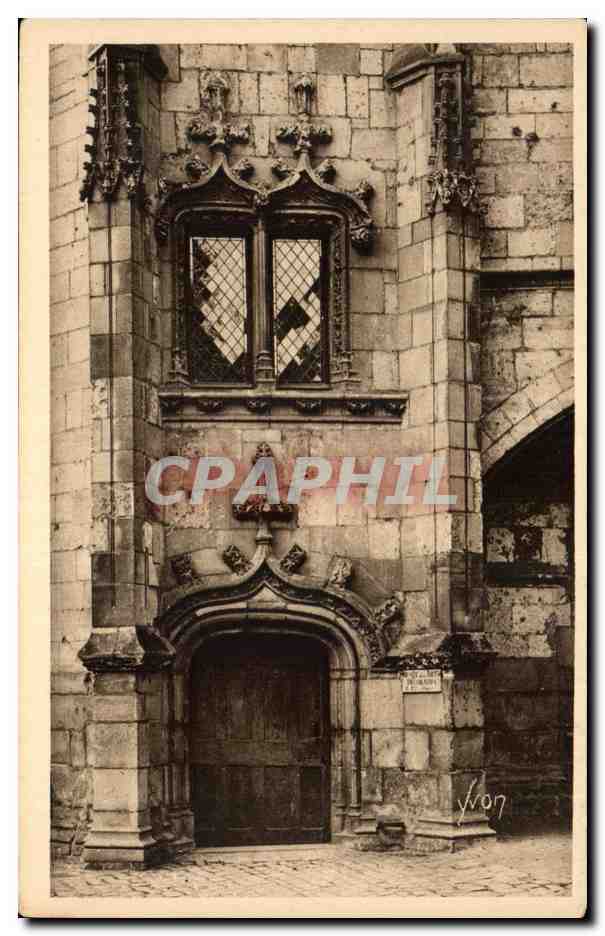 CPA Nantes Chateau des Ducs de Bretagne Tour de la Couronne d Or L Entree