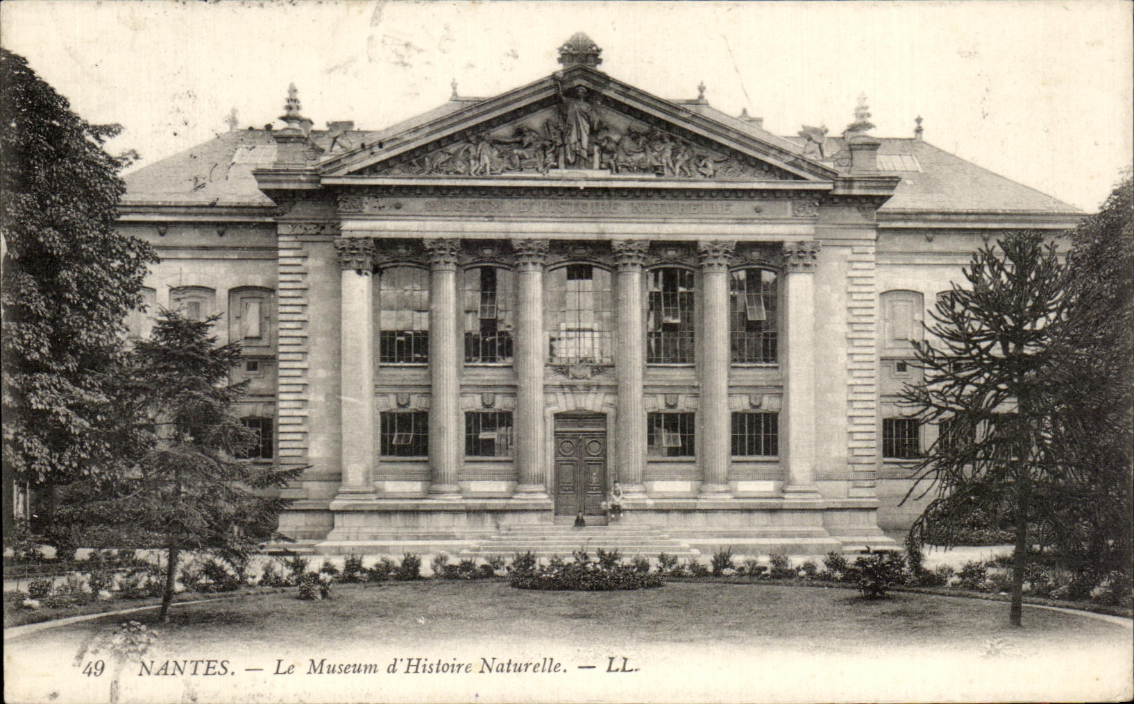 CPA Nantes Le Museum d Histoire Naturelle