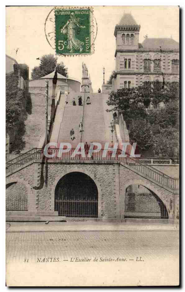 CPA Nantes L Escalier de Sainte Anne