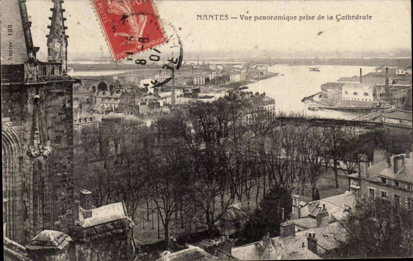 CPA Nantes Vue Panoramique Prise de la Cathedrale