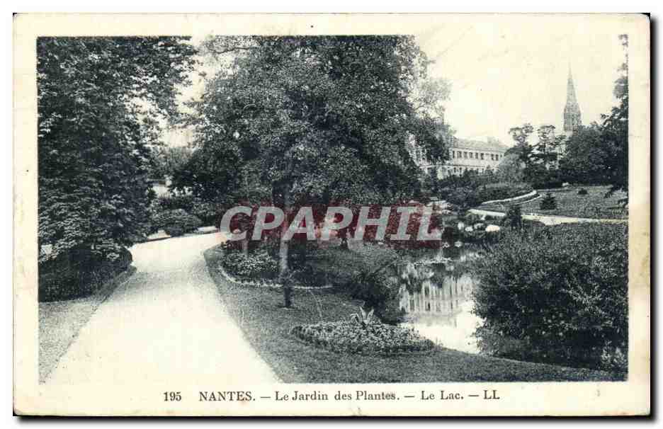 CPA Nantes Le Jardin des Plantes Le Lac