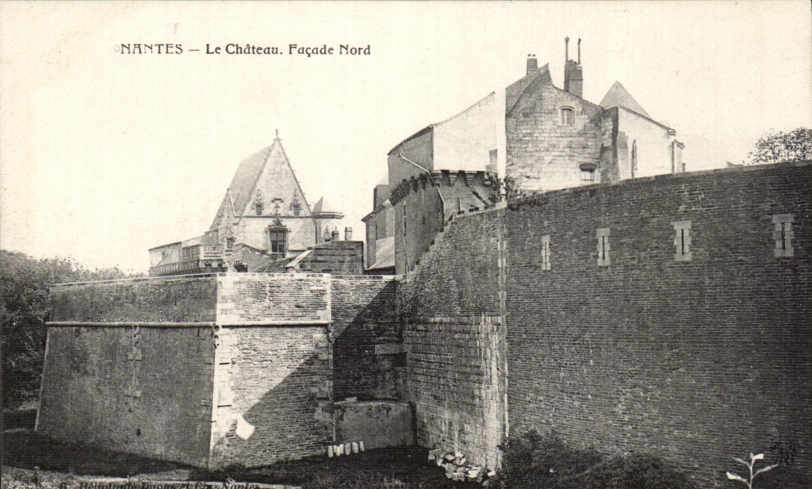 CPA Nantes Le Chateau Facade Nord