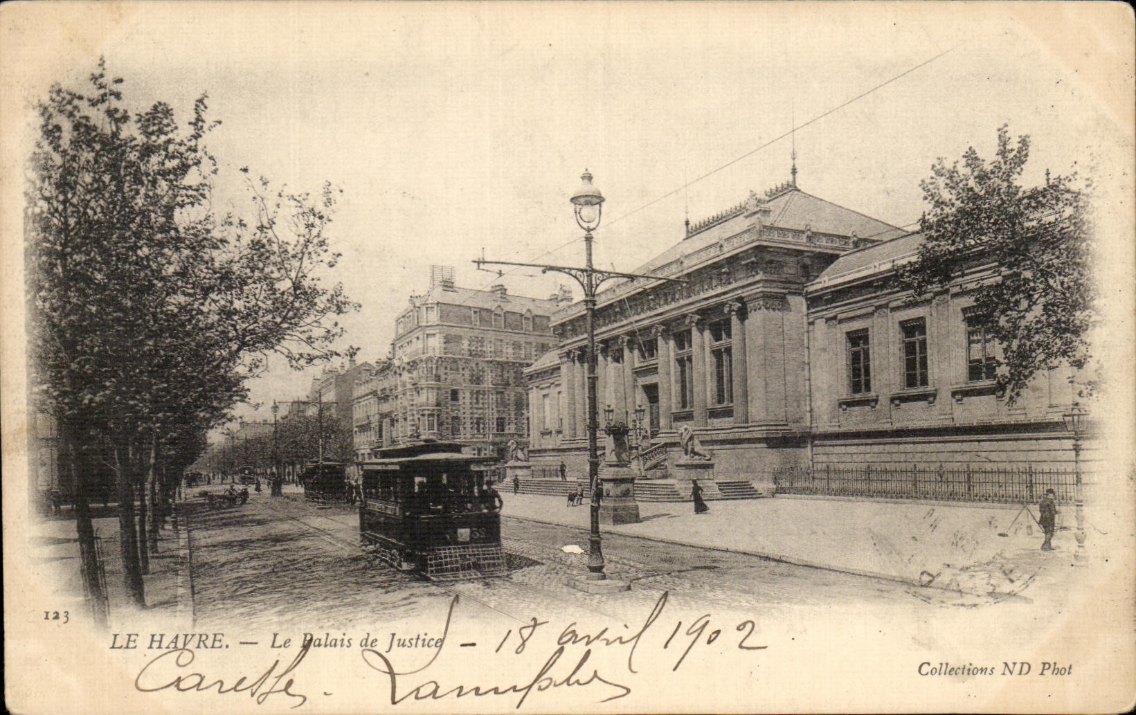 CPA Le Havre Le Palais de Justice Tramway
