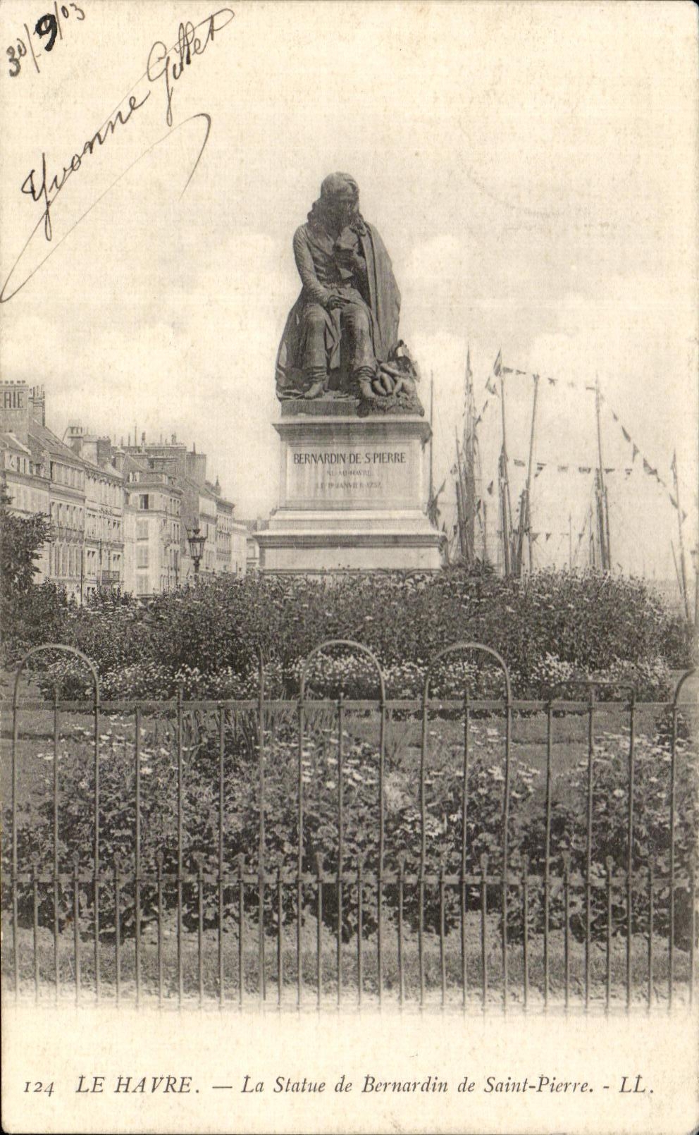 CPA Le Havre La Statue de Bernardin de Saint Pierre