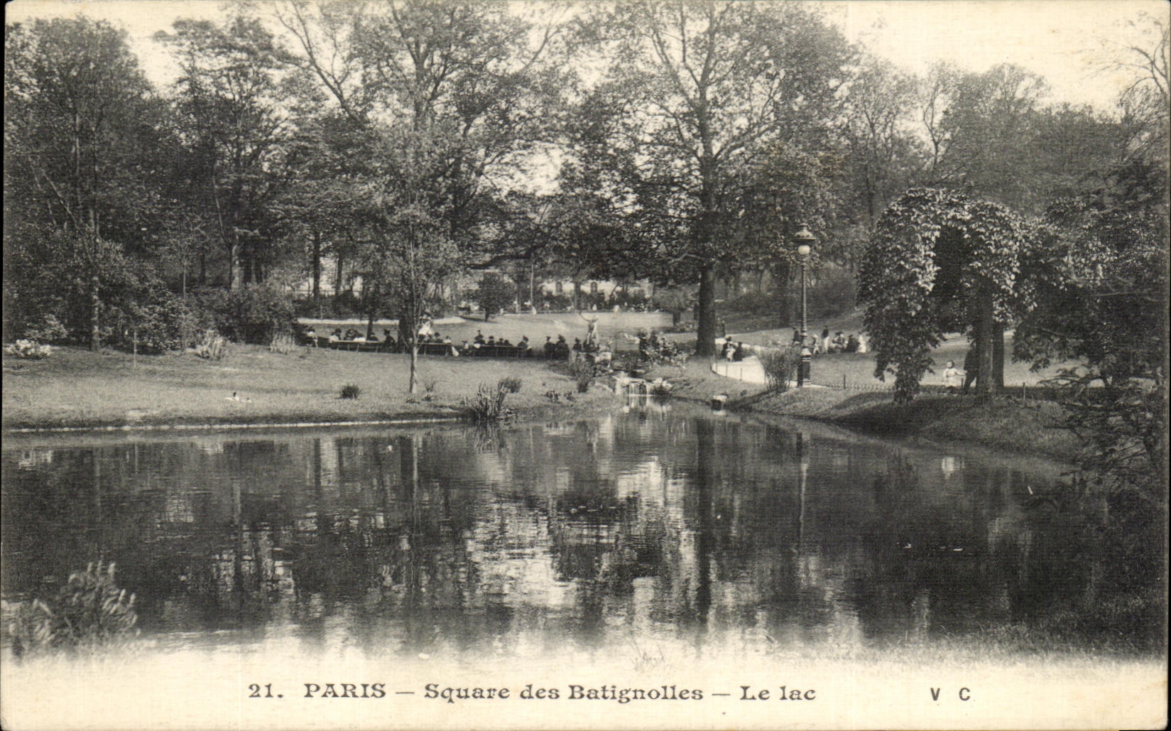 CPA Paris Squre des Batignolles Le lac