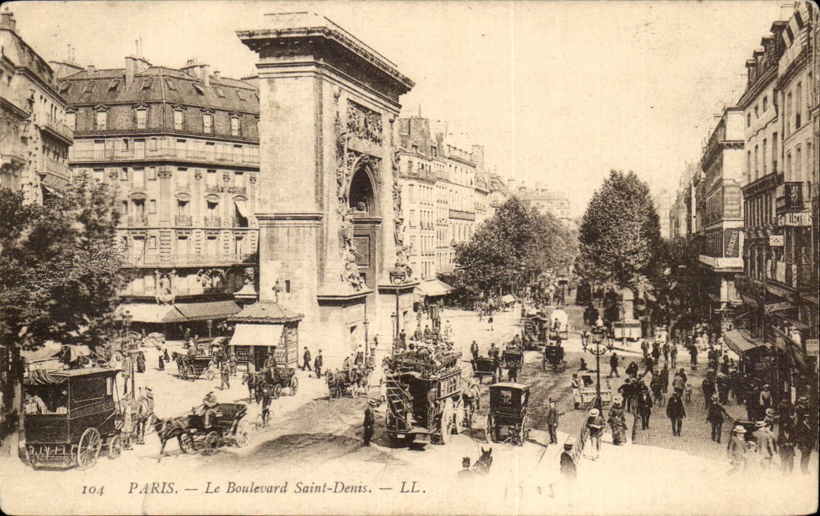 CPA Paris Le Boulevard Saint Denis