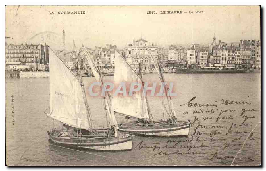 CPA Le Havre Le Port La Normandie Bateaux