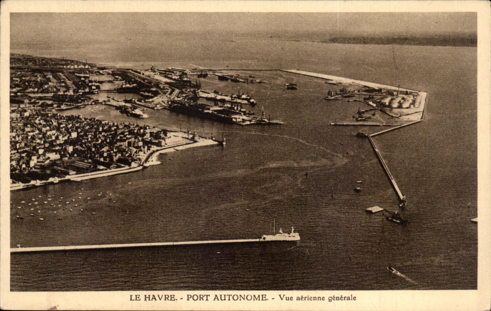 CPA Le Havre Port Autonome Vue Aerienne generale