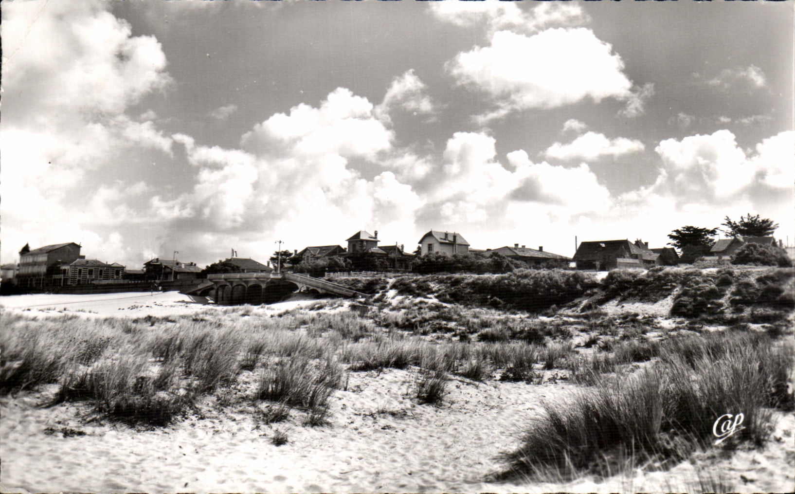 CPSM Soulac Sur Mer Les Dunes