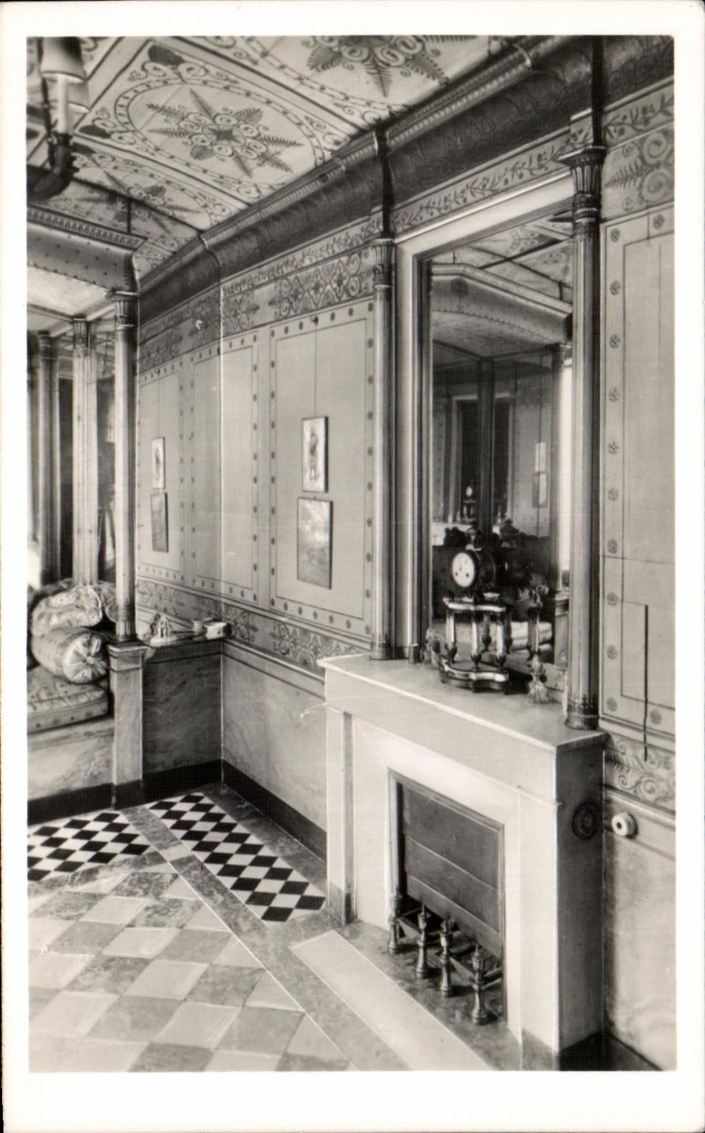 CPSM Paris Hotel Bourrienne Detail de la Salle de Bains