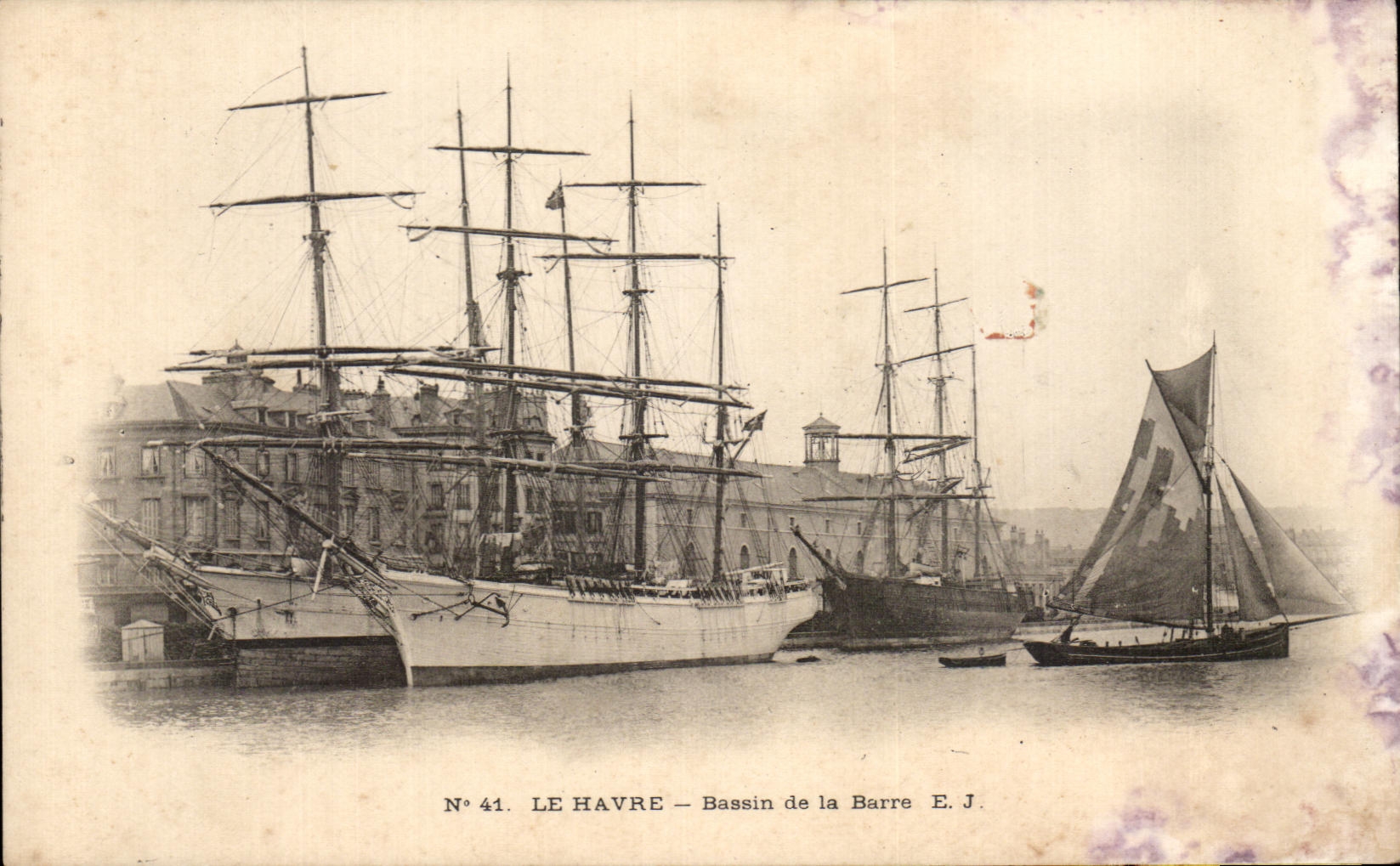 CPA Le Havre Bassin de la Barre Bateaux Voilier