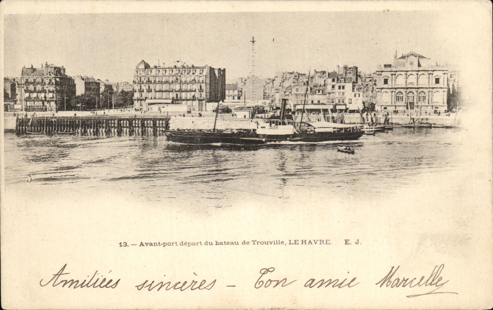 CPA Le Havre avant port depart du bateau de Trouville 