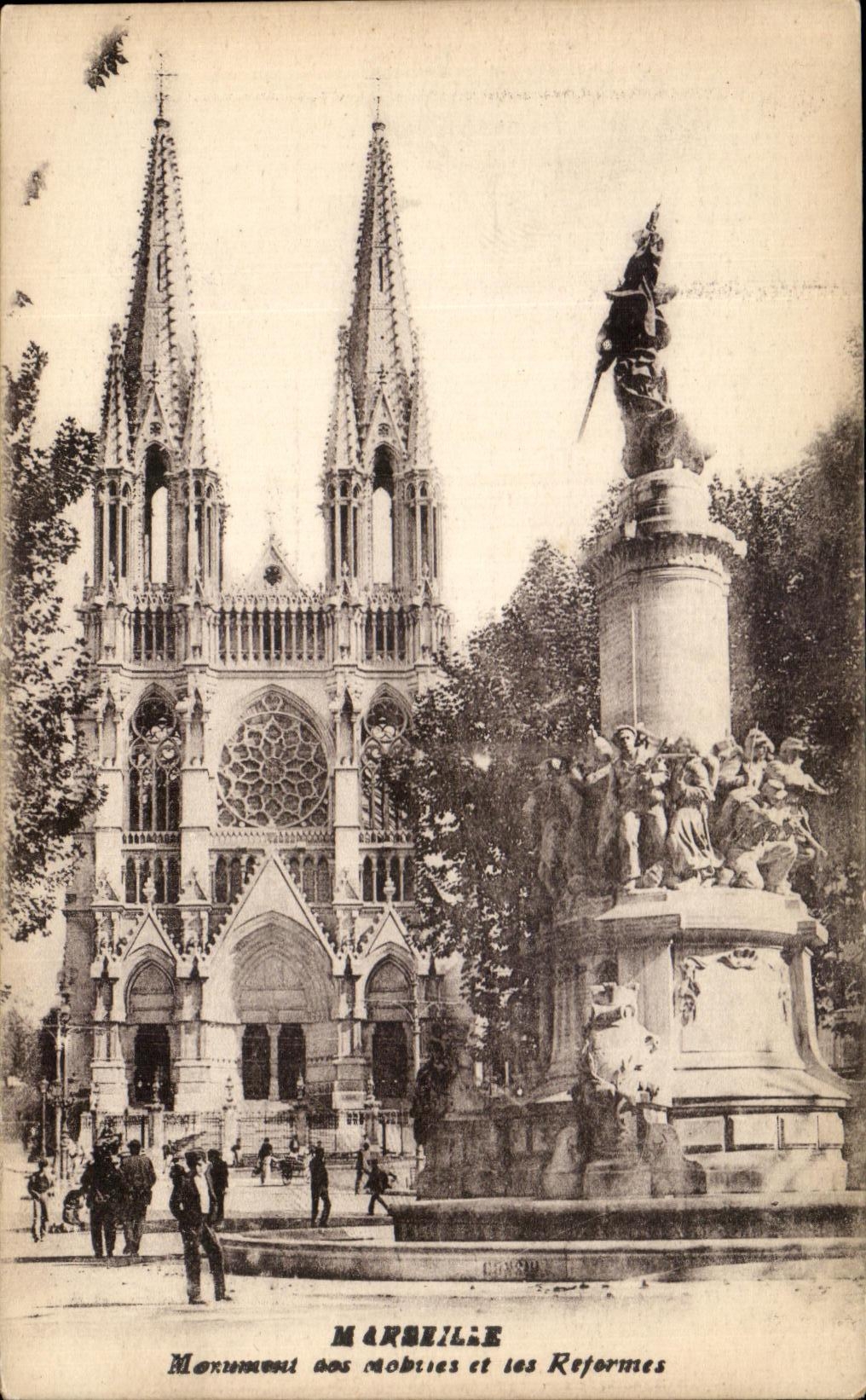CPA Marseille Monument des Mobiles et des reformes