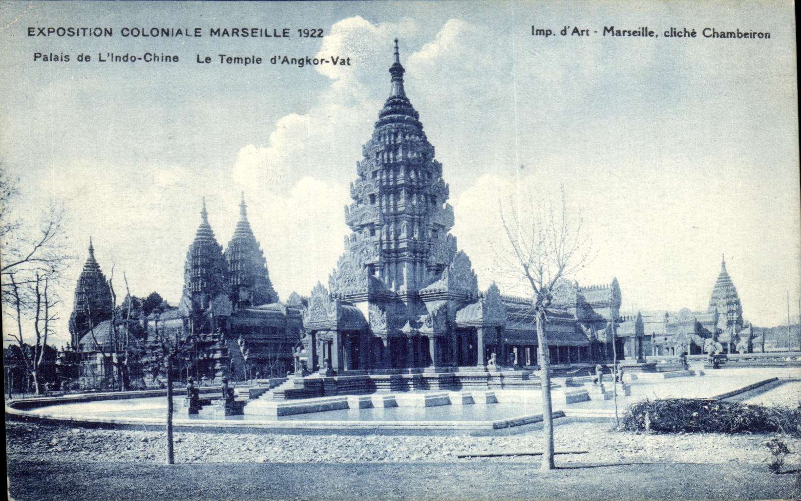 CPA Marseille Palais de l indochine Le temple d Angkor Vat