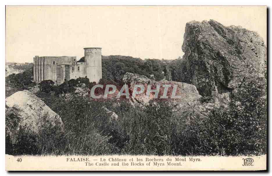 CPA Falaise Le Chateau et les Rochers du Mont Myra The Castle amd the