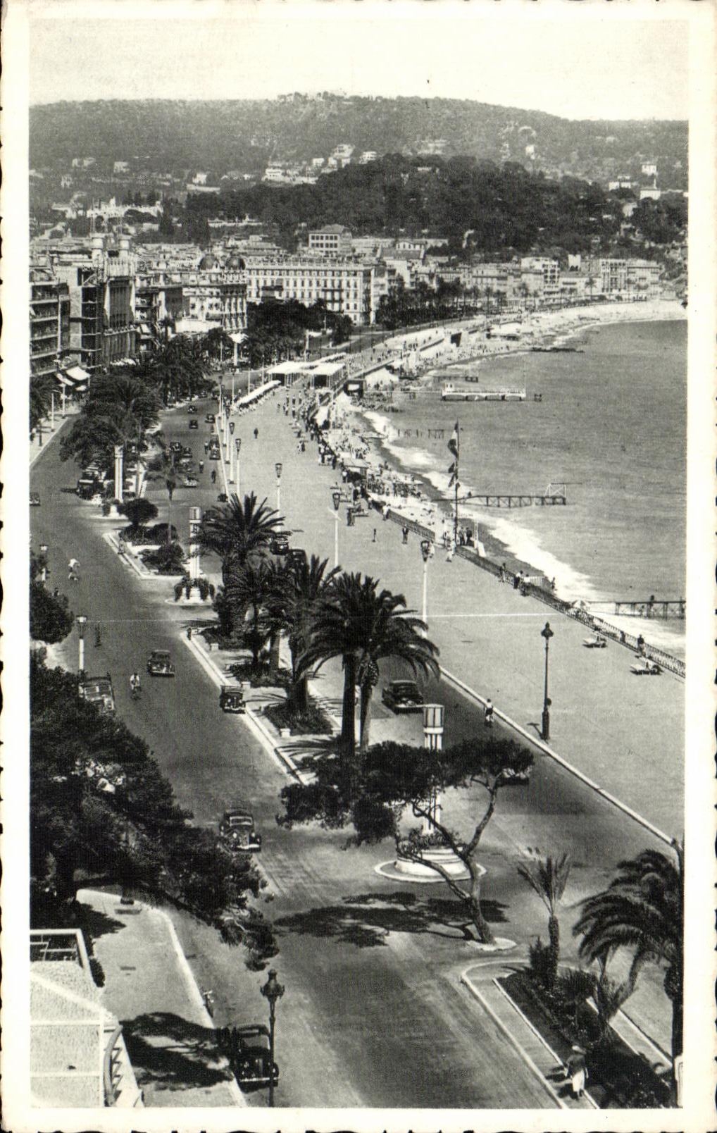 CPA La Cote D Azur Nice Promenade des Anglais