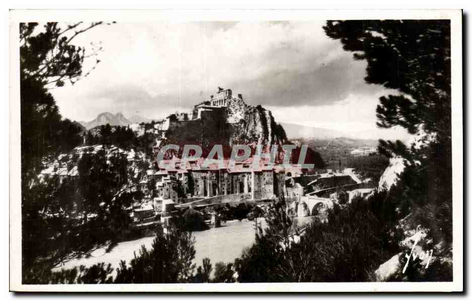 CPA Sisteron La Durance et la citadelle