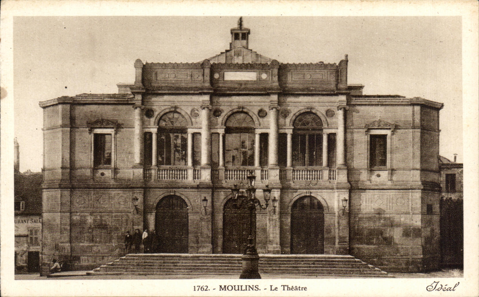 CPA Moulins Le Theatre