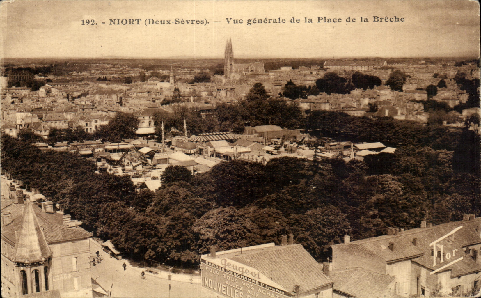 Niort (Deux-Sèvres) — Vue générale de la Place de la Brèche — Édition Marcasou - Niort