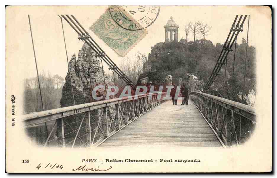 CPA Paris Les Buttes Chaumont Pont suspendu